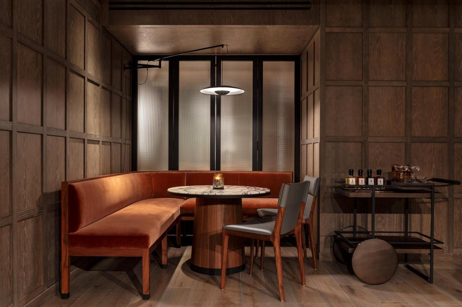 Signature Suite
