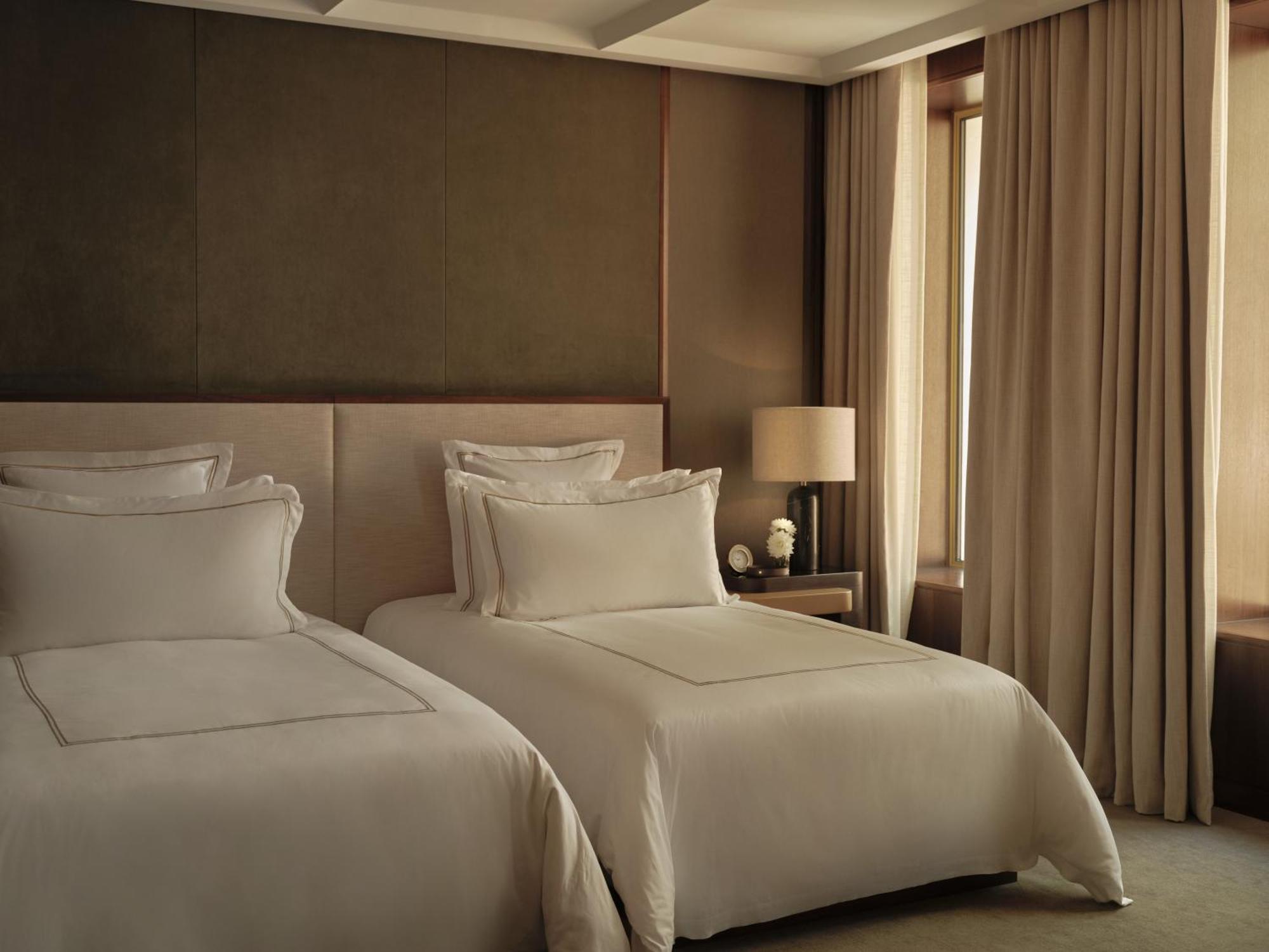 Grosvenor Junior Suite Twin