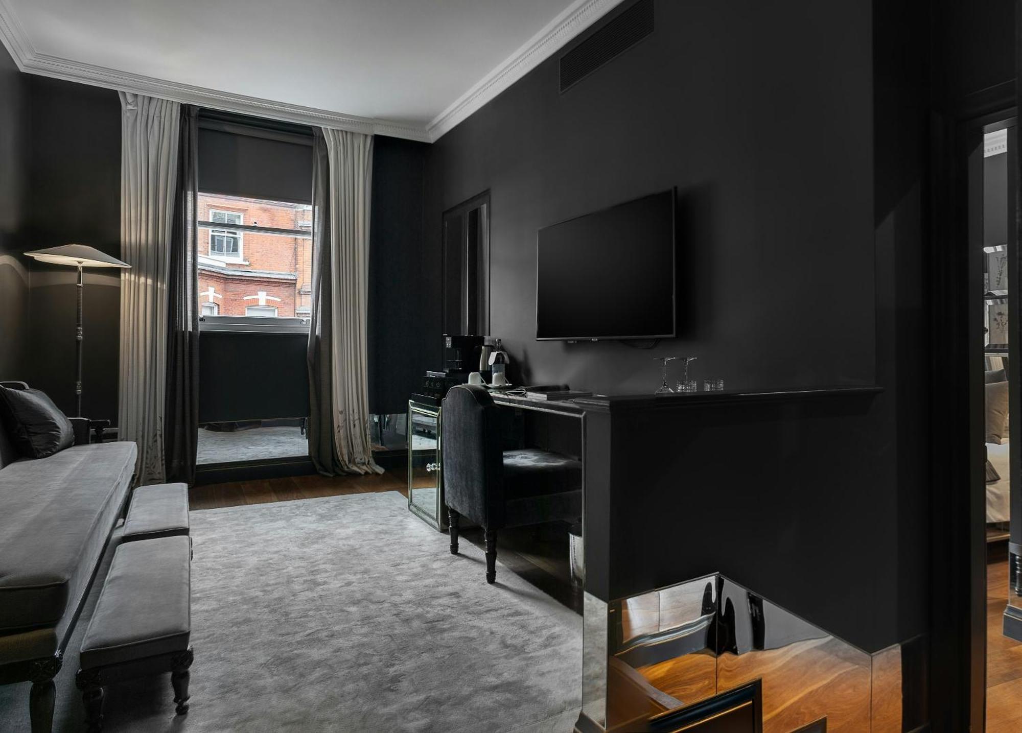 Executive Suite