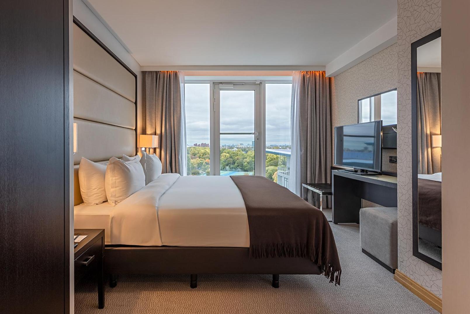 Executive One Bedroom Suite