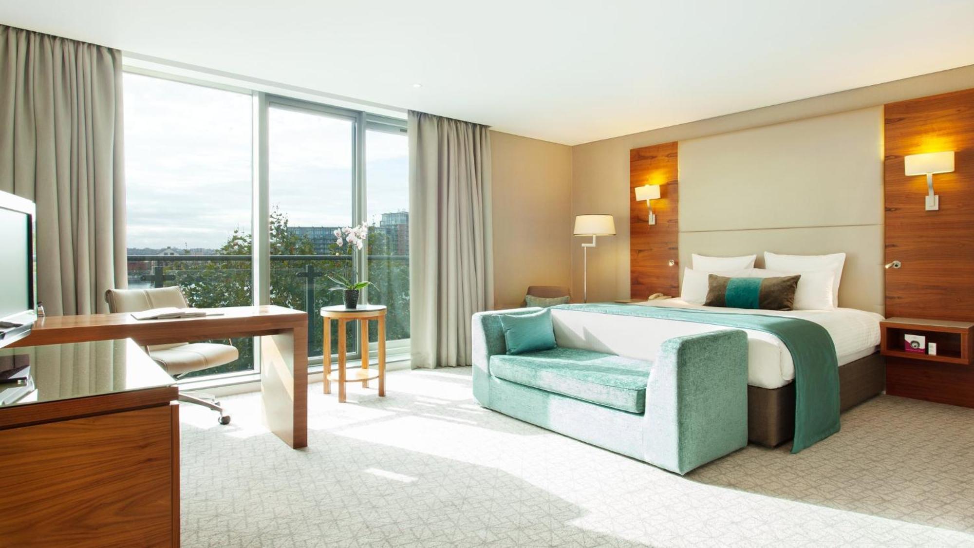 Junior King Suite
