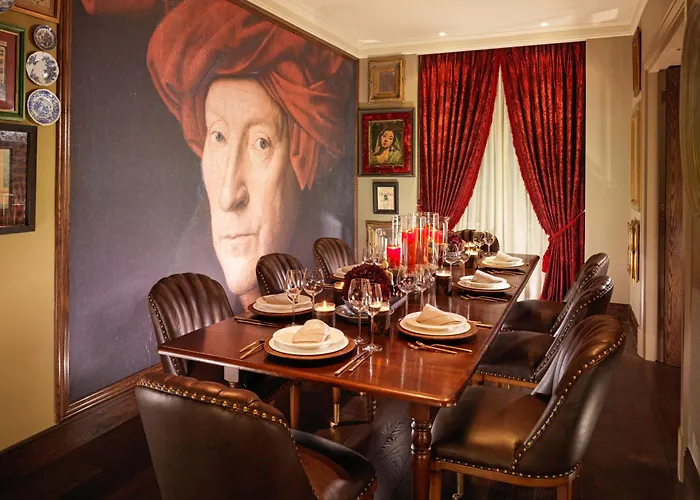 Taj 51 Buckingham Gate Suites And Residences London